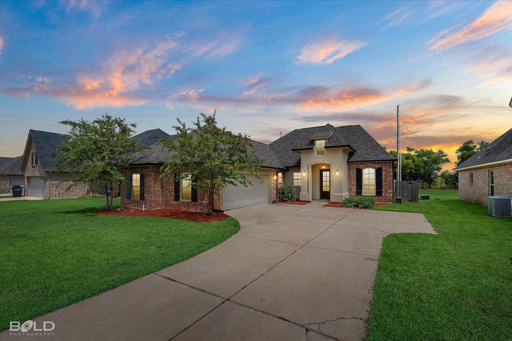 992 Maize Street, Bossier City, LA 71111