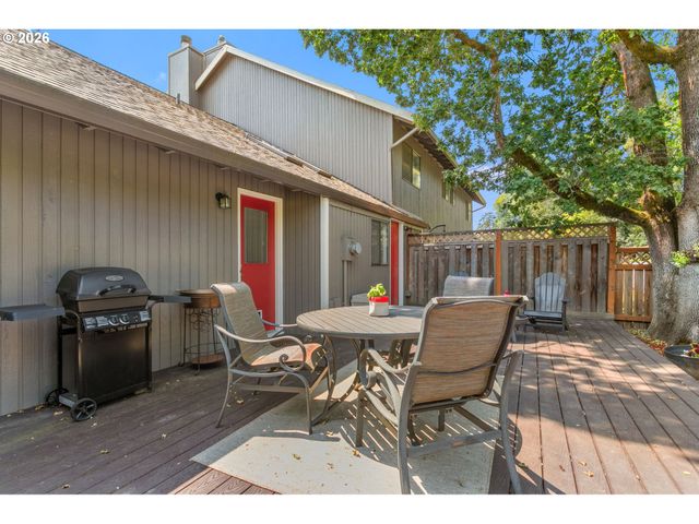 4931 Sw CHESTNUT Pl, Beaverton, OR 97005