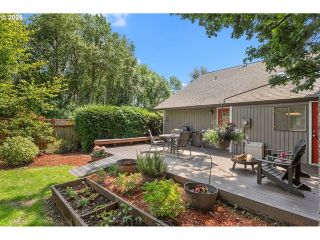 4931 Sw CHESTNUT Pl, Beaverton, OR 97005