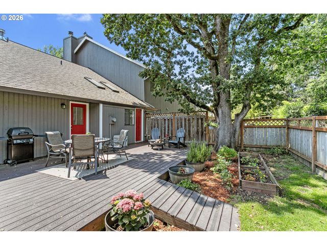 4931 Sw CHESTNUT Pl, Beaverton, OR 97005