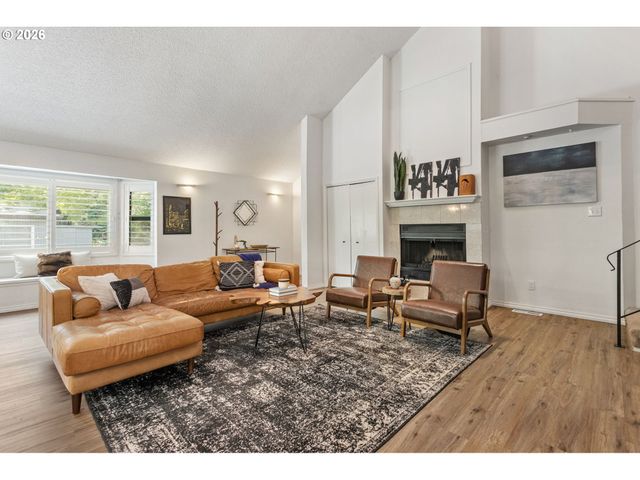 4931 Sw CHESTNUT Pl, Beaverton, OR 97005