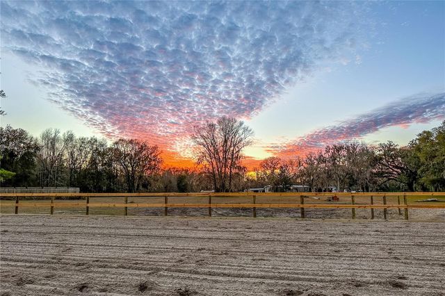 16242 NW 130TH STREET, Williston, FL 32696