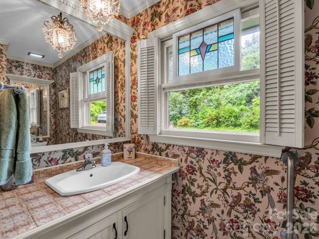 57 Tate Lane, Tryon, NC 28782