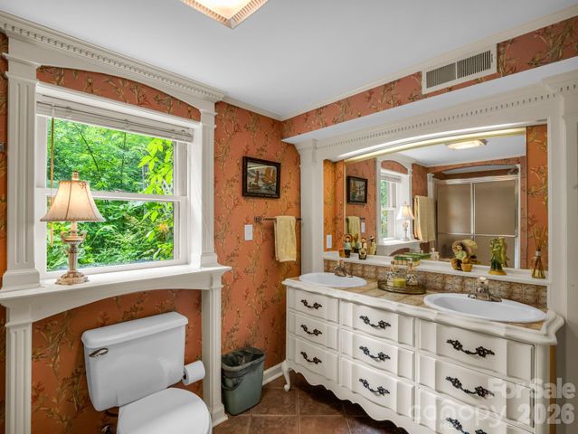 57 Tate Lane, Tryon, NC 28782