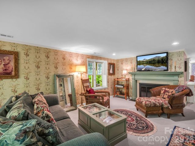57 Tate Lane, Tryon, NC 28782
