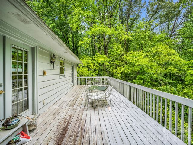 57 Tate Lane, Tryon, NC 28782
