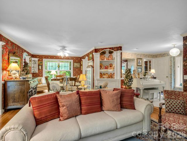 57 Tate Lane, Tryon, NC 28782
