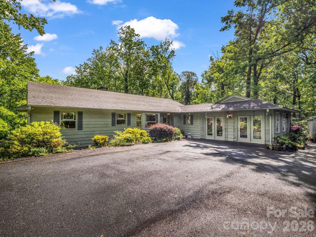 57 Tate Lane, Tryon, NC 28782