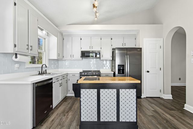 1545 Long Cove Court, Raleigh, NC 27604