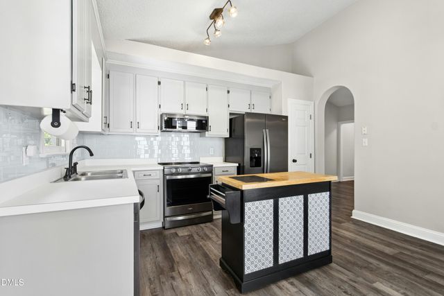 1545 Long Cove Court, Raleigh, NC 27604