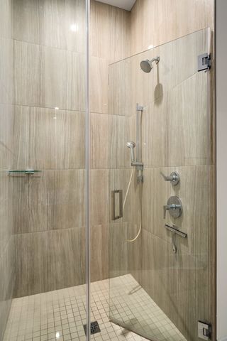 159 W North Avenue 406, Chicago, IL 60610