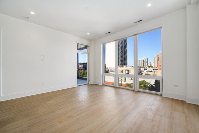 159 W North Avenue 406, Chicago, IL 60610