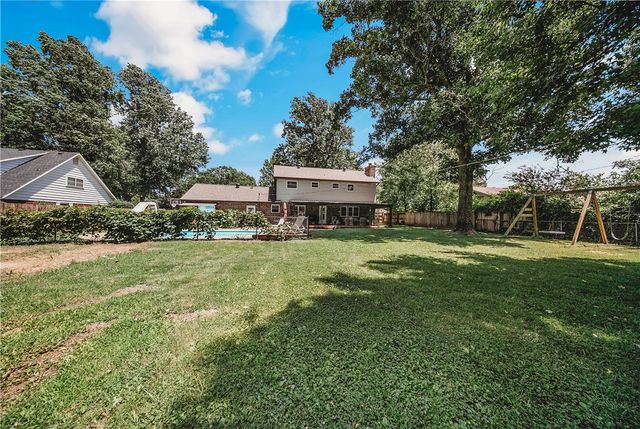 808 Holiman Street, Springdale, AR 72762