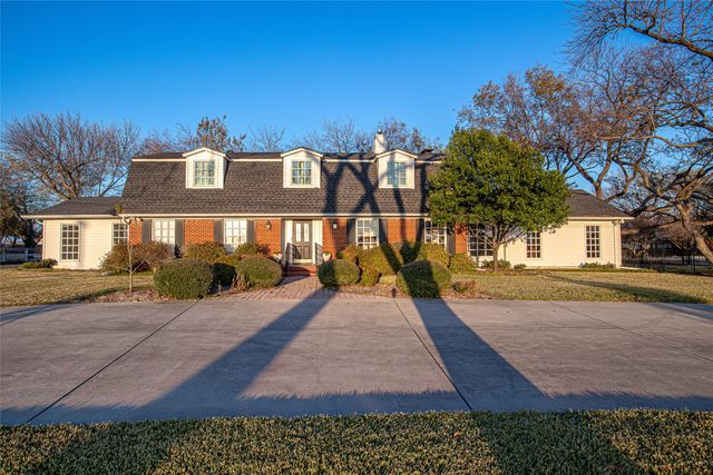 9310 Merritt Road, Rowlett, TX 75089