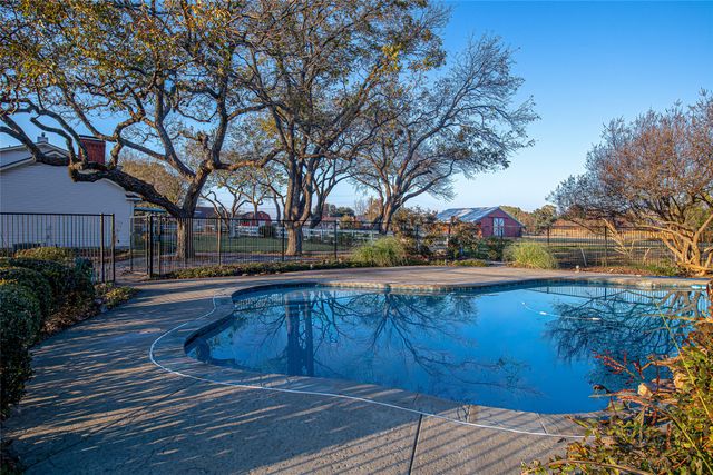 9310 Merritt Road, Rowlett, TX 75089