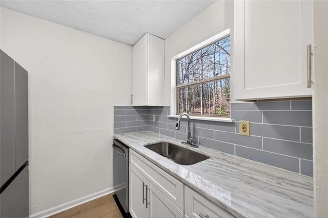 5225 Forest Downs Lane, South Fulton, GA 30349