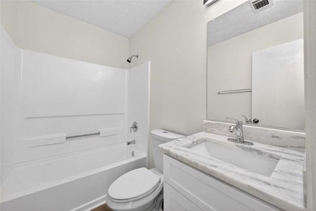 5225 Forest Downs Lane, South Fulton, GA 30349