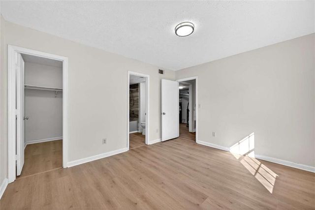 5225 Forest Downs Lane, South Fulton, GA 30349