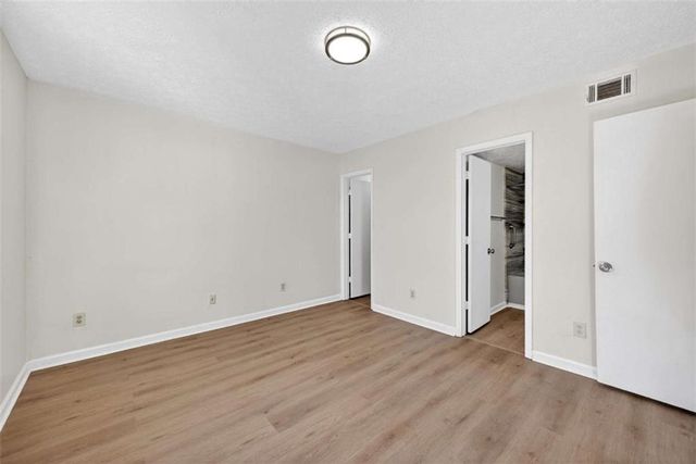 5225 Forest Downs Lane, South Fulton, GA 30349