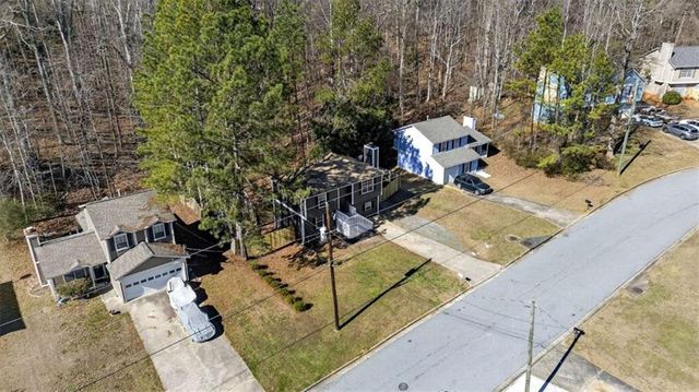 5225 Forest Downs Lane, South Fulton, GA 30349