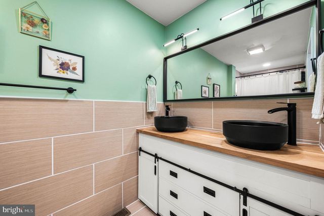 2311 E FIRTH ST, Philadelphia, PA 19125