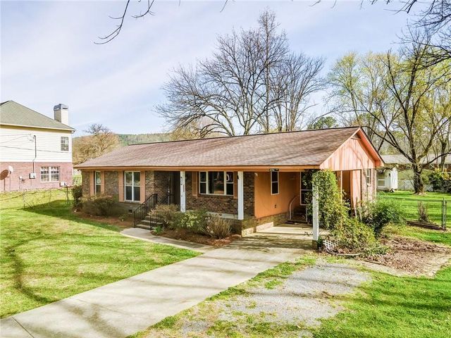 16 Mango Road NE, Rome, GA 30161