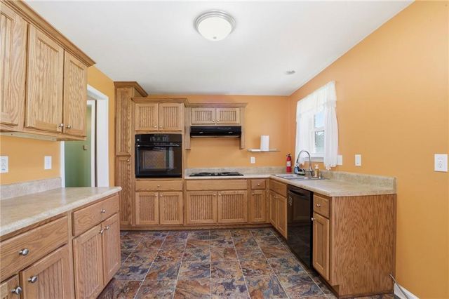 16 Mango Road NE, Rome, GA 30161