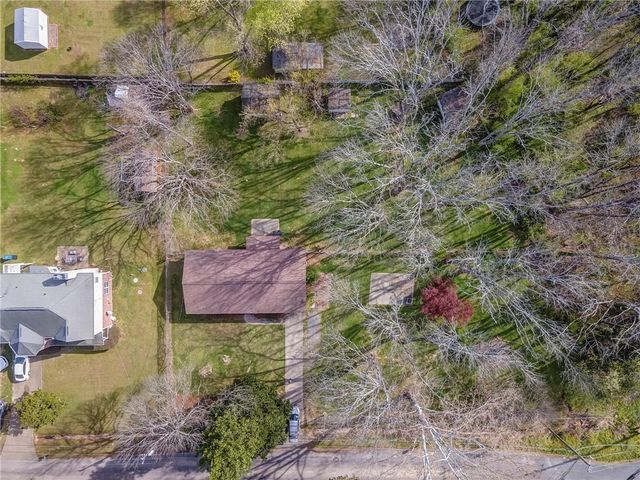 16 Mango Road NE, Rome, GA 30161