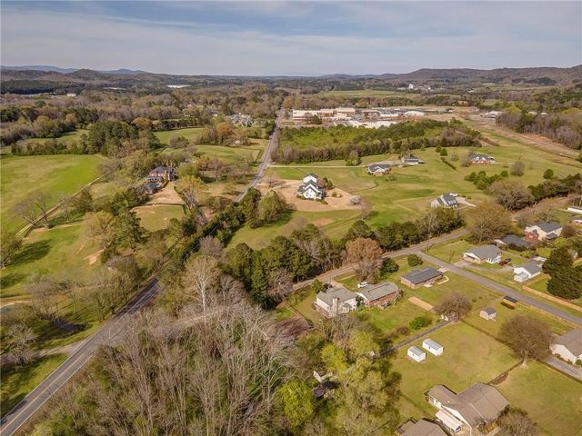 16 Mango Road NE, Rome, GA 30161