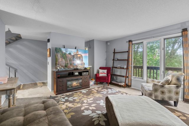2628 Sumac Ridge, White Bear Lake, MN 55110