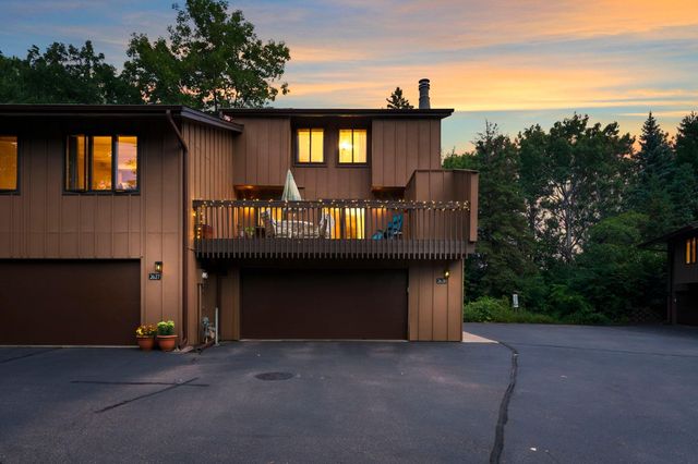 2628 Sumac Ridge, White Bear Lake, MN 55110
