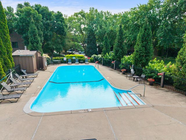 2628 Sumac Ridge, White Bear Lake, MN 55110