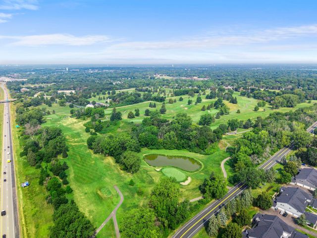 2628 Sumac Ridge, White Bear Lake, MN 55110