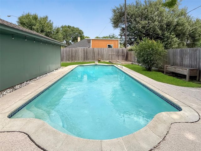 11142 Hayslip Lane, Houston, TX 77041