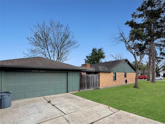 11142 Hayslip Lane, Houston, TX 77041