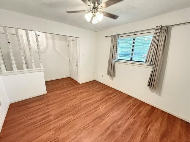 11142 Hayslip Lane, Houston, TX 77041