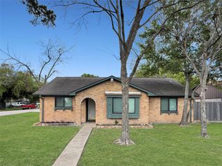 11142 Hayslip Lane, Houston, TX 77041