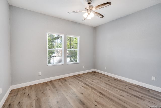 406 Gulf, San Antonio, TX 78202