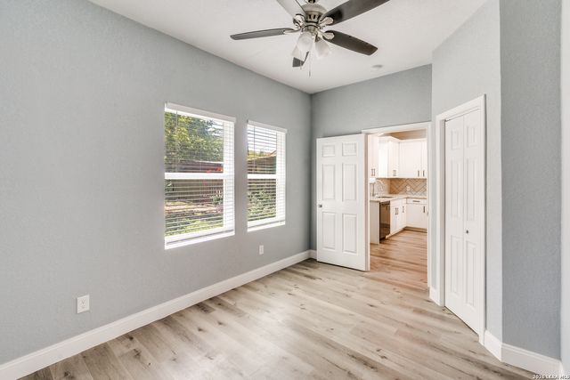 406 Gulf, San Antonio, TX 78202