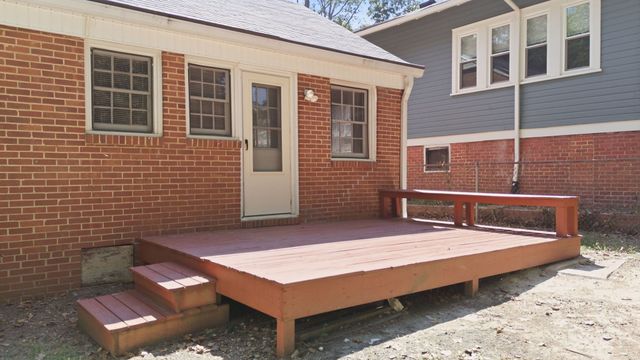 812 W Markham Avenue, Durham, NC 27701