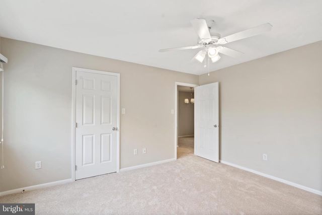 2037 LUCAS LN, Voorhees, NJ 08043