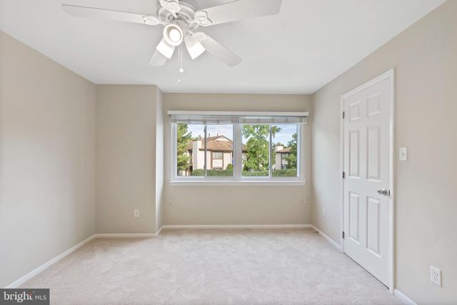 2037 LUCAS LN, Voorhees, NJ 08043