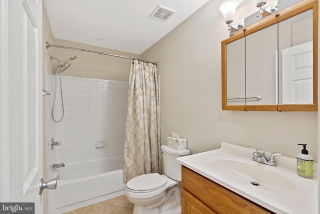 2037 LUCAS LN, Voorhees, NJ 08043