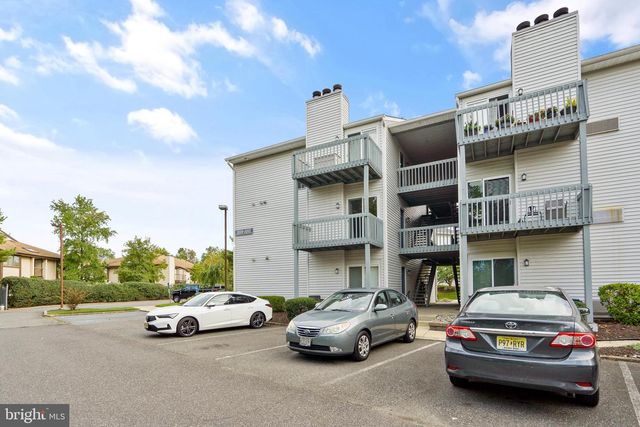 2037 LUCAS LN, Voorhees, NJ 08043