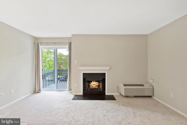 2037 LUCAS LN, Voorhees, NJ 08043