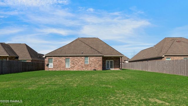 123 Chemet Road, Youngsville, LA 70592
