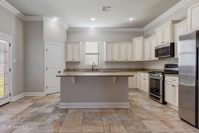 123 Chemet Road, Youngsville, LA 70592