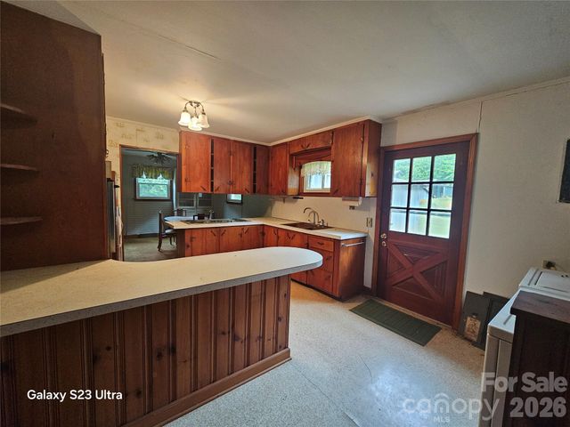 11056 US Highway 52 Highway N, Wadesboro, NC 28170