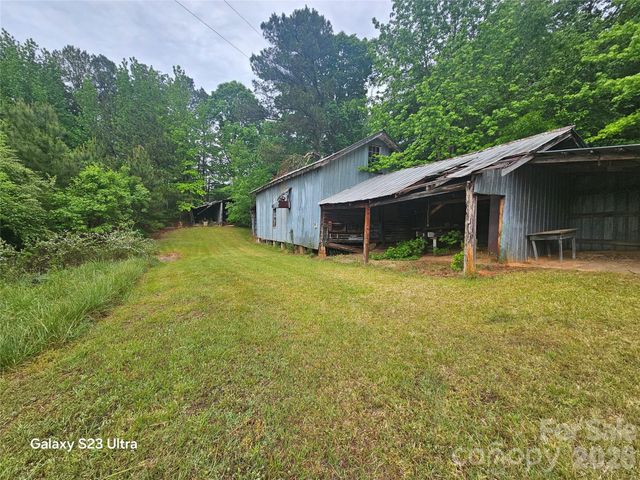 11056 US Highway 52 Highway N, Wadesboro, NC 28170
