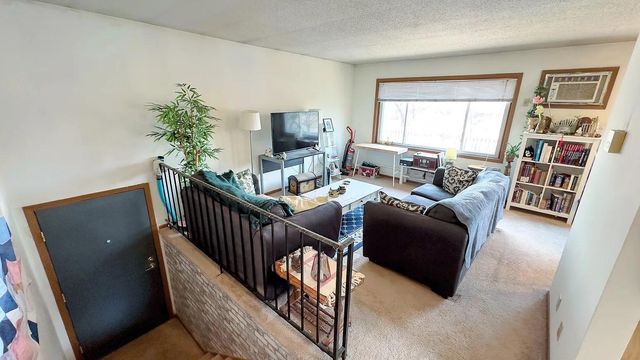 808 9th Avenue SE, Minneapolis, MN 55414